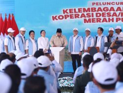 Mendagri Dampingi Presiden Prabowo Luncurkan 80.000 Kopdeskel Merah Putih